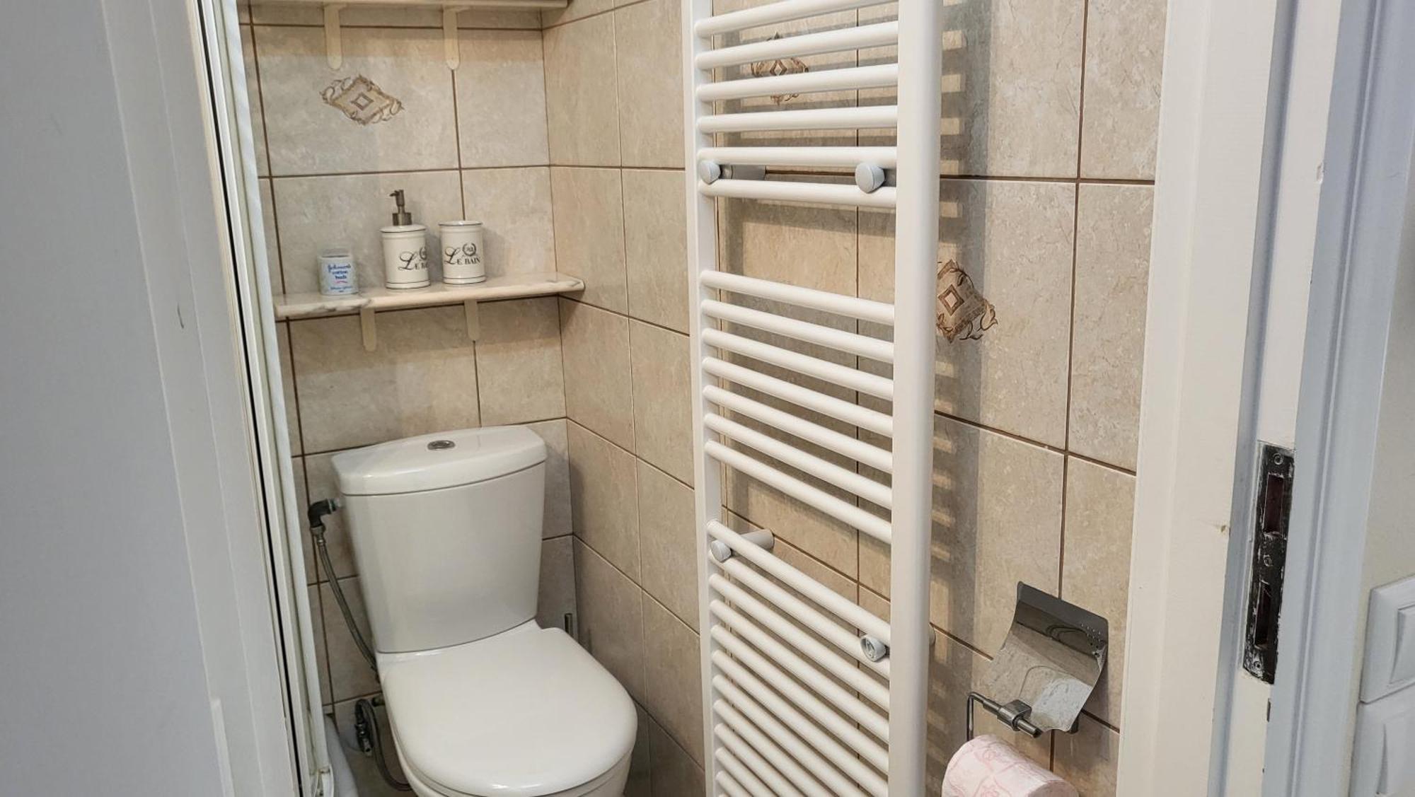Eirini Home Andros Town Bagian luar foto